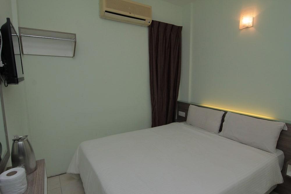 Qish Hotel Malacca Exteriér fotografie