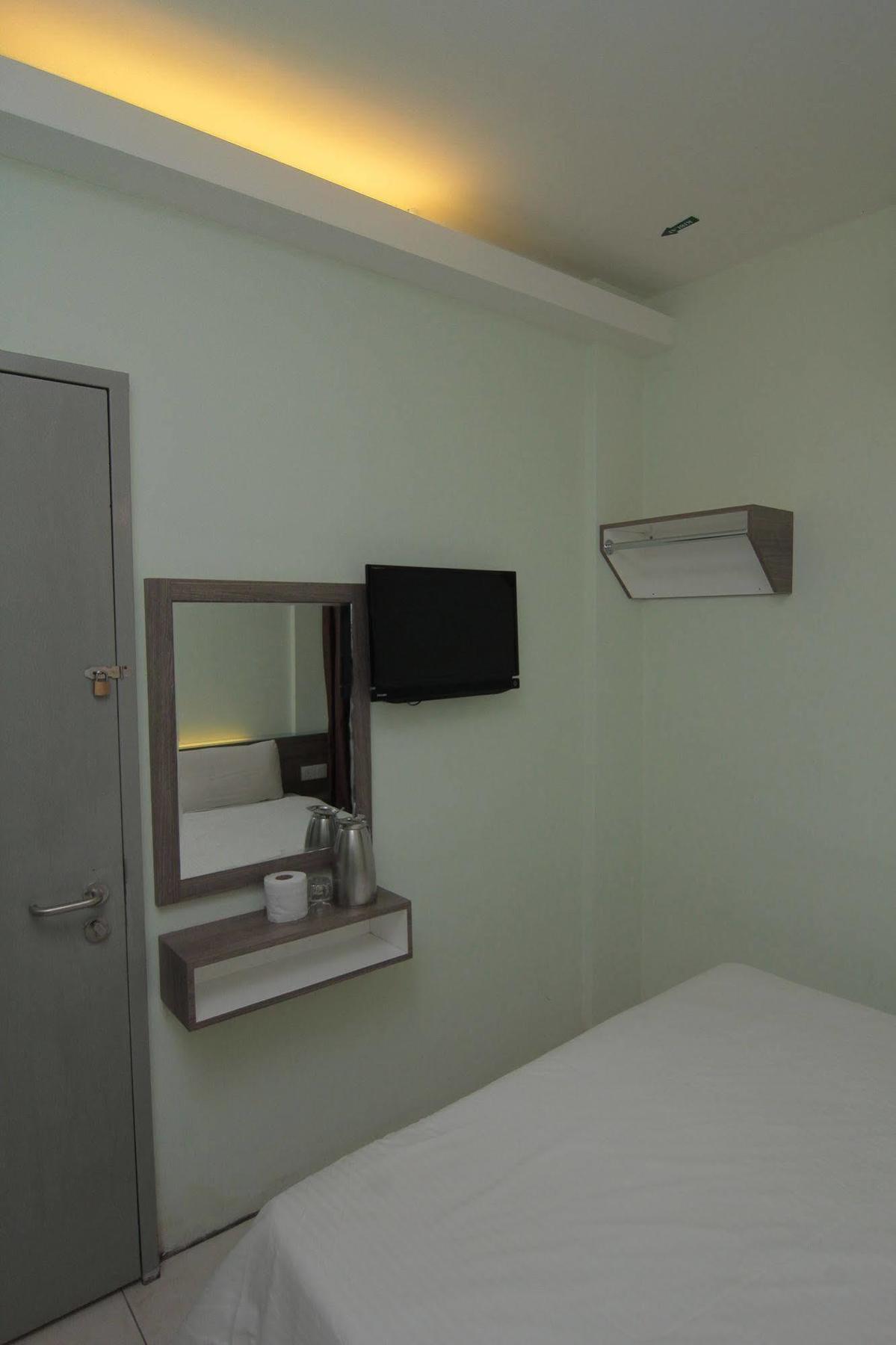 Qish Hotel Malacca Exteriér fotografie