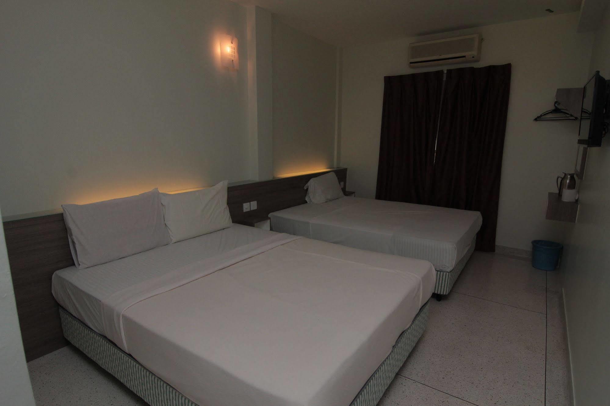Qish Hotel Malacca Exteriér fotografie