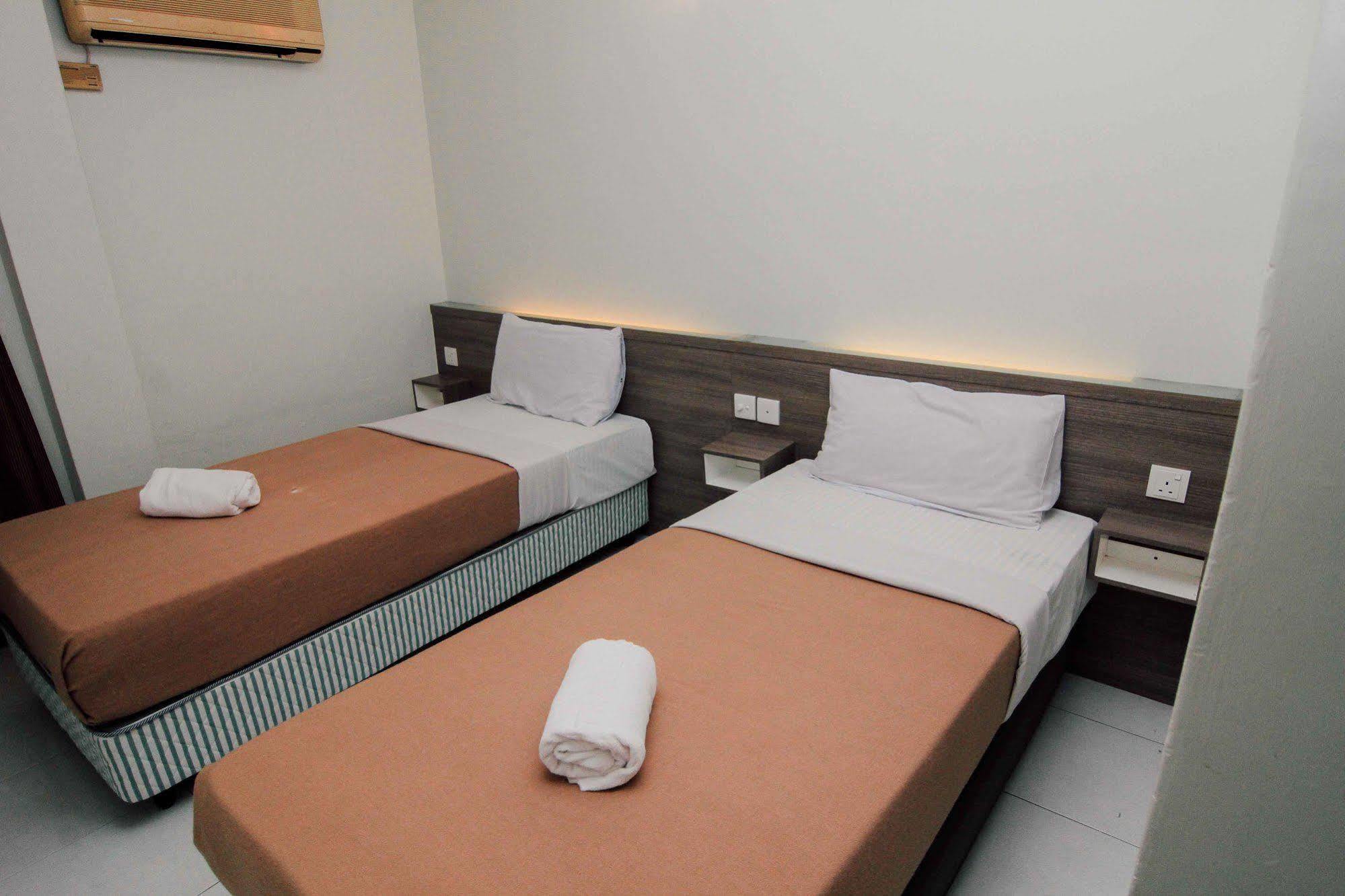 Qish Hotel Malacca Exteriér fotografie