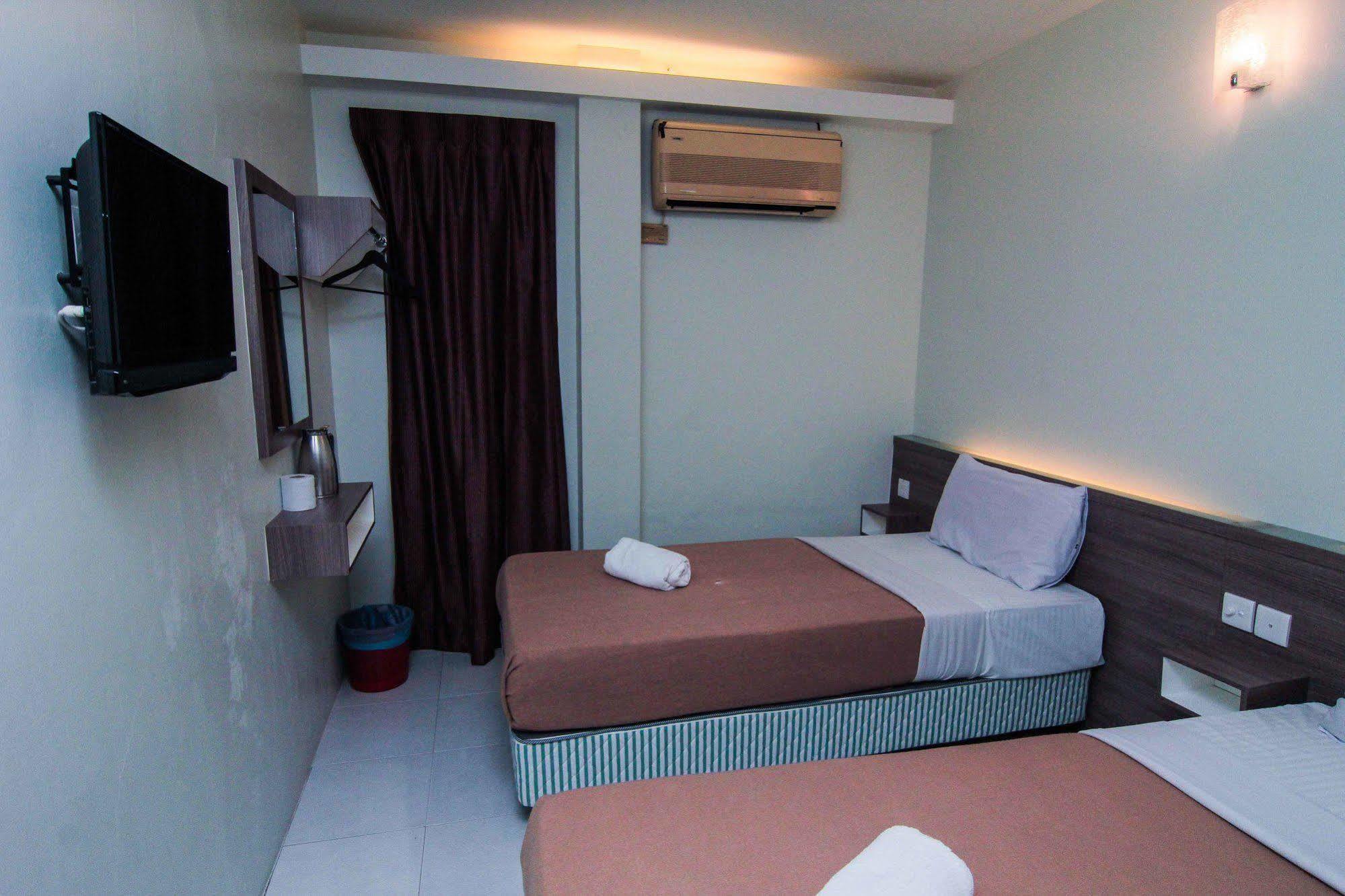Qish Hotel Malacca Exteriér fotografie