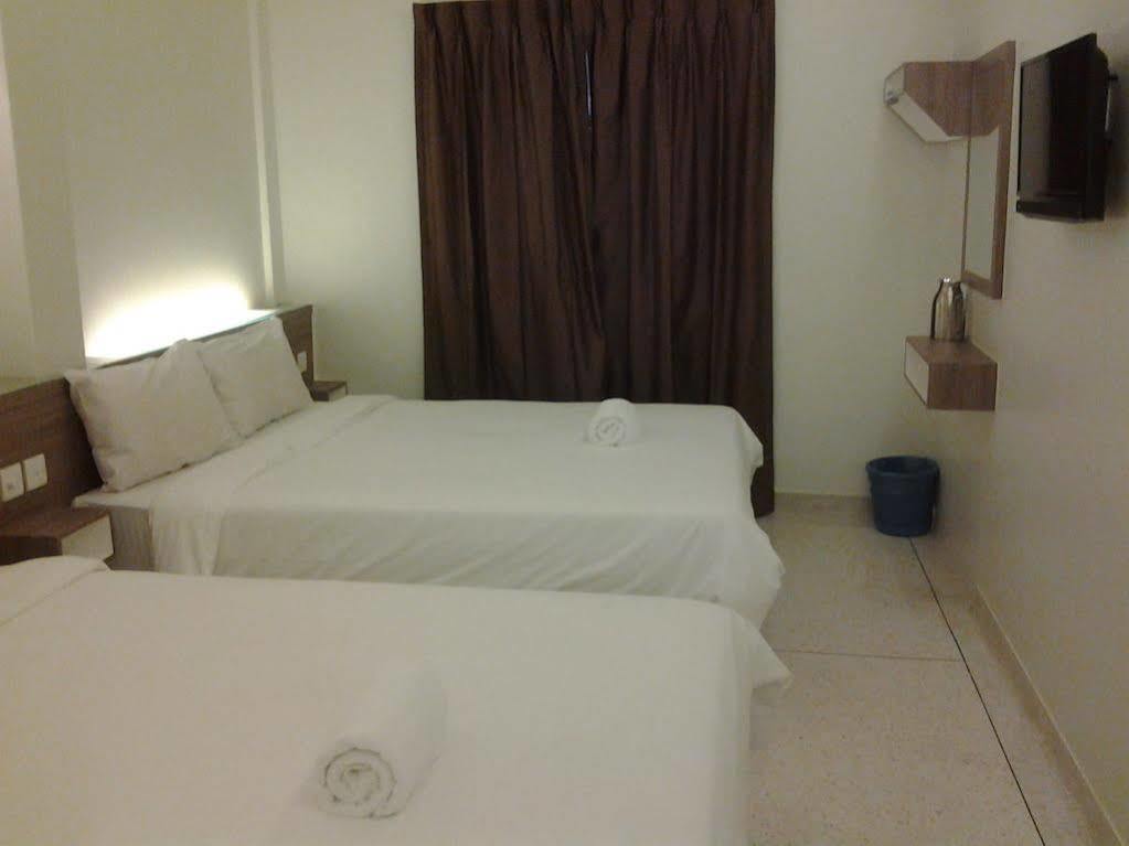 Qish Hotel Malacca Exteriér fotografie